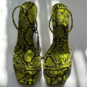 Zara Collection green/yellow neon Snake Print Mid/Kitten Heel size EUR 41, US 10